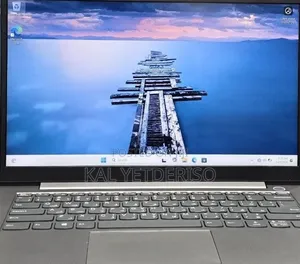 New Laptop Lenovo 8GB Intel Core i5 SSD 512GB