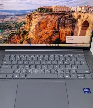 New Laptop Lenovo Yoga 11e 32GB Intel Core Ultra 7 SSD 1T