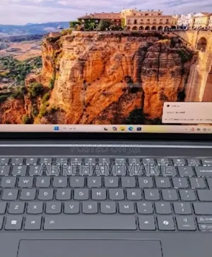 New Laptop Lenovo Yoga 11e 32GB Intel Core Ultra 7 SSD 1T