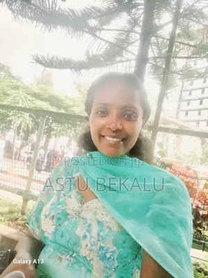 ዘመናዊ የሴቶች አልባሳት
