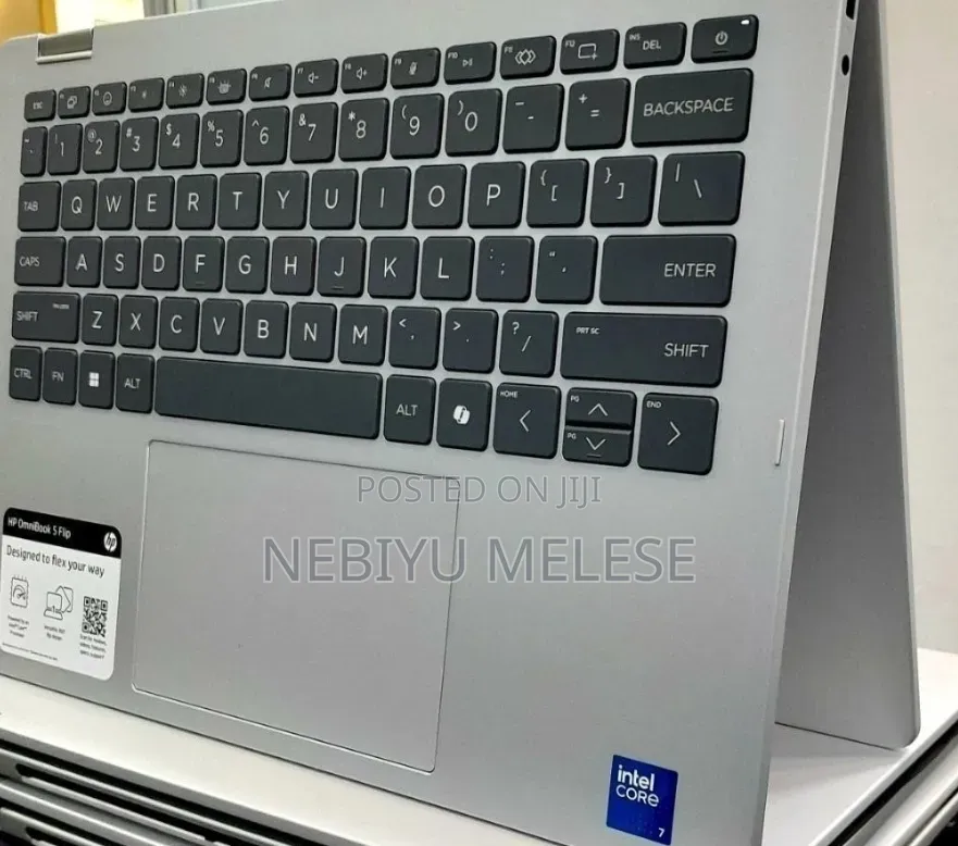 New Laptop HP OmniBook 5 14" 16GB Intel Core 7 SSD 512GB