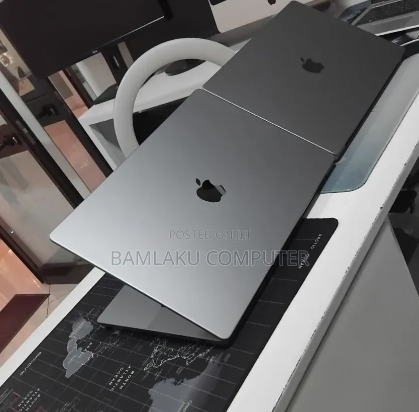 New Laptop Apple MacBook Pro 2021 M1 Max 32GB Apple M1 Max SSD 1T