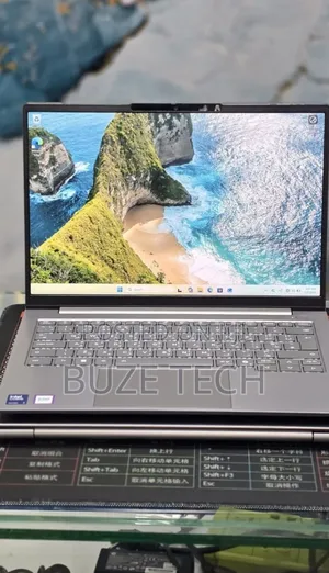 New Laptop Lenovo 16GB Intel Core Ultra 7 SSD 512GB