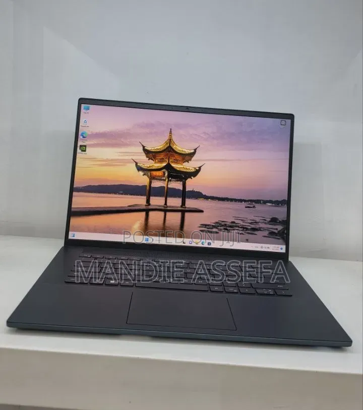 New Laptop Dell Inspiron 15 16GB Intel Core i7 SSD 512GB