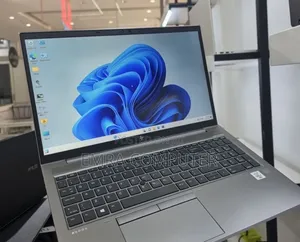 New Laptop HP 16GB Intel Core i7 SSD 512GB