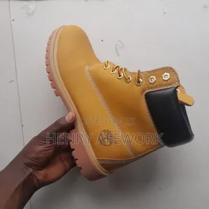 Original Timberland Boots (Made in Vietnam) ​ጥራት: Waterproof
