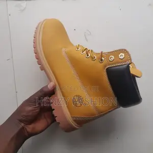 Original Timberland Boots (Made in Vietnam) ​ጥራት: Waterproof