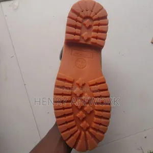 Original Timberland Boots (Made in Vietnam) ​ጥራት: Waterproof