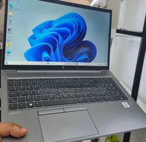 New Laptop HP ZBook 15 16GB Intel Core i7 SSD 512GB