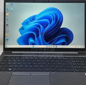 New Laptop HP ZBook Studio G8 16GB Intel Core i7 SSD 512GB