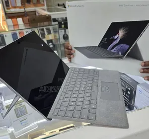 New Laptop Microsoft Surface 8GB Intel Core i5 SSD 128GB