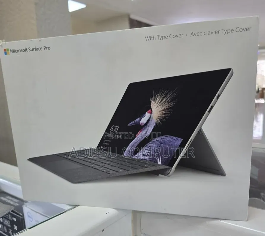 New Laptop Microsoft Surface 8GB Intel Core i5 SSD 128GB