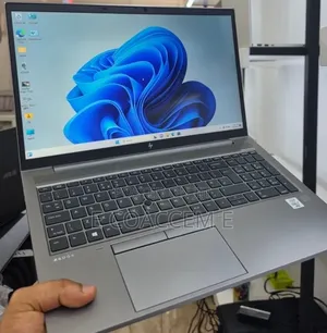 New Laptop HP 16GB Intel Core i7 SSD 512GB