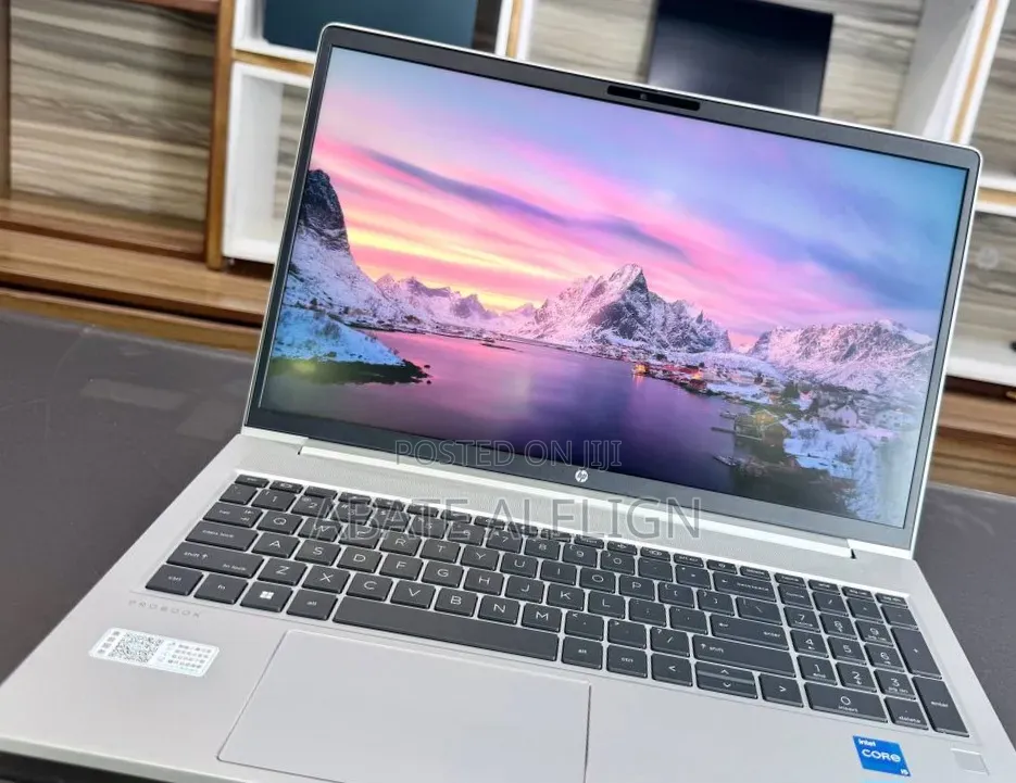 New Laptop HP ProBook 640 16GB Intel Core i5 SSD 512GB