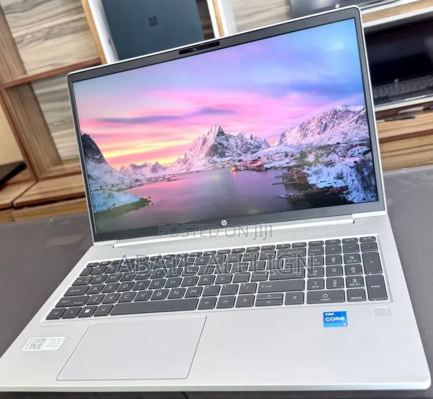New Laptop HP ProBook 640 16GB Intel Core i5 SSD 512GB