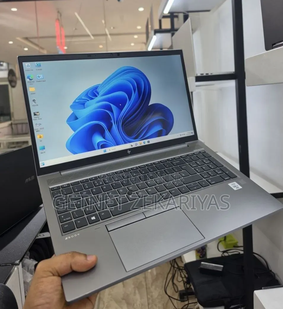 New Laptop HP ZBook 15 16GB Intel Core i7 SSD 512GB