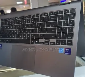 New Laptop Samsung Galaxy Book 2 16GB Intel Core Ultra 7 SSD 512GB