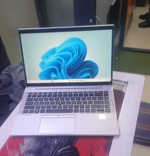 New Laptop HP EliteBook 840 G7 16GB Intel Core i7 SSD 512GB