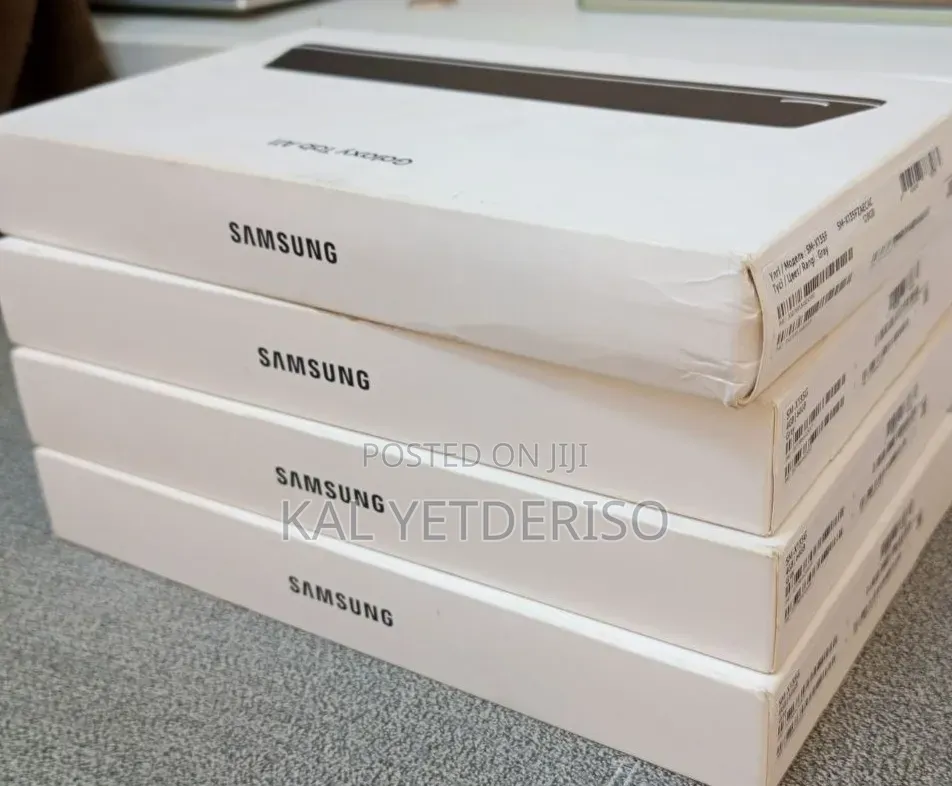 New Laptop Samsung 8GB SSD 128GB