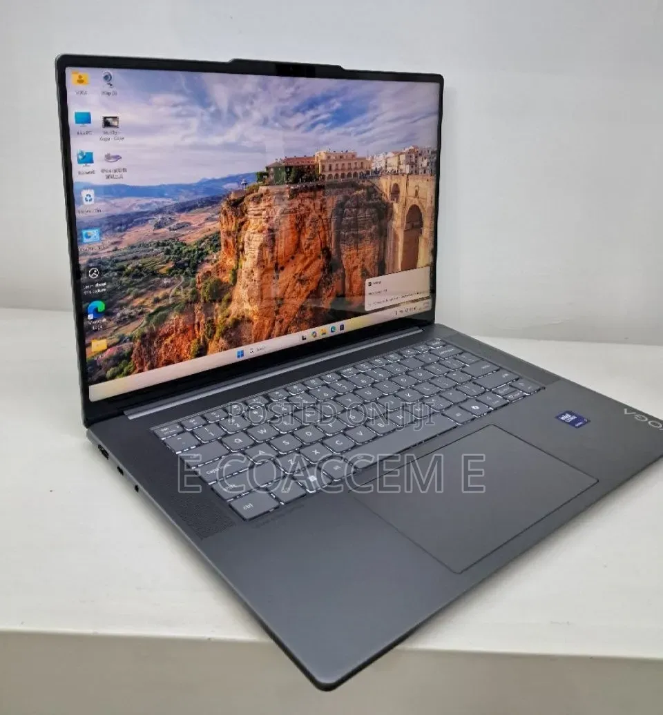New Laptop Lenovo 32GB Intel Core Ultra 7 SSD 1T