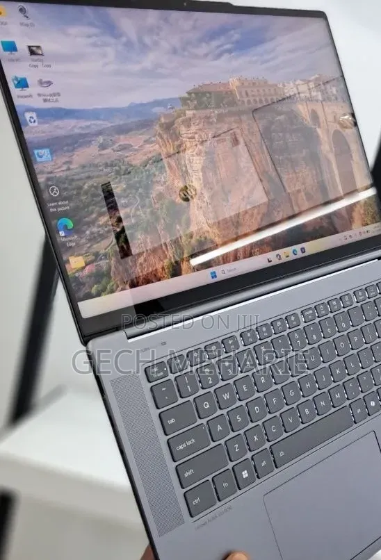 New Laptop Lenovo ThinkPad X1 Yoga 32GB Intel Core Ultra 7 SSD 1T