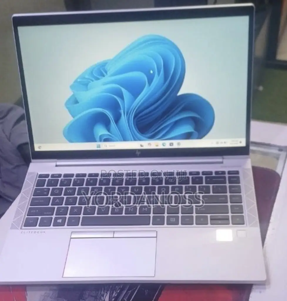 New Laptop HP EliteBook 840 G7 16GB Intel Core i7 SSD 512GB