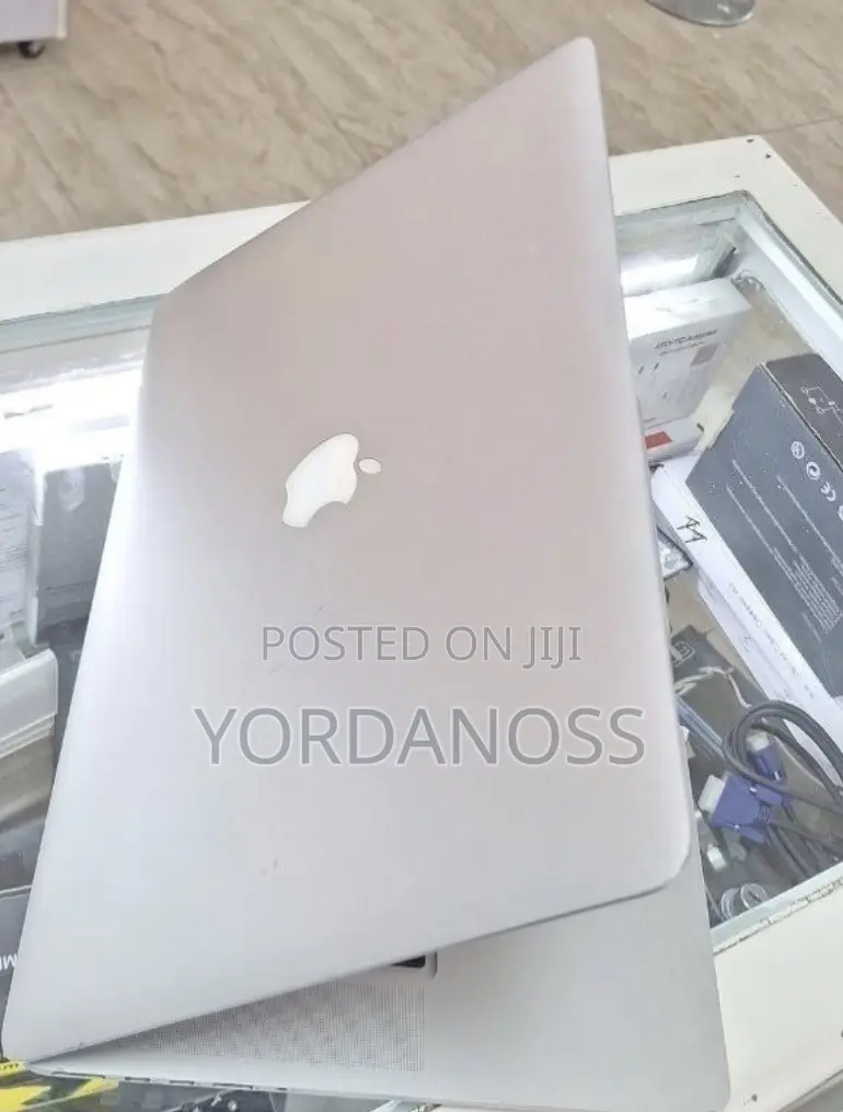 New Laptop Apple MacBook Pro 2014 16GB Intel Core i5 SSD 512GB