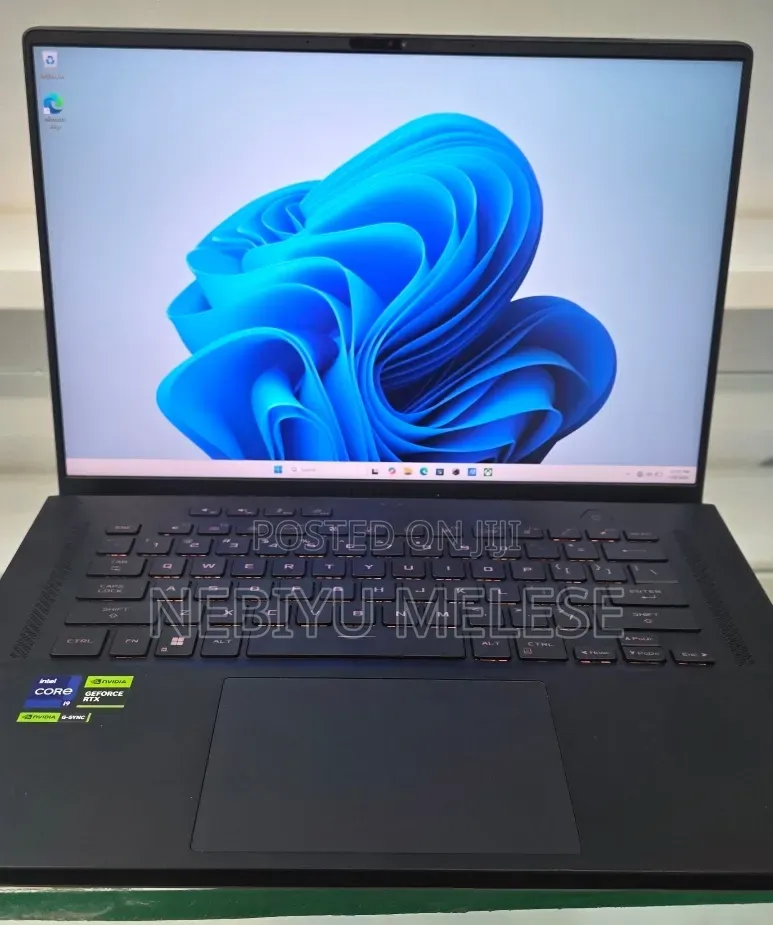 New Laptop Asus ROG Strix G15 16GB Intel Core i9 SSD 1T