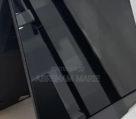 New Laptop Lenovo Yoga 7i 16GB Intel Core Ultra 7 SSD 512GB
