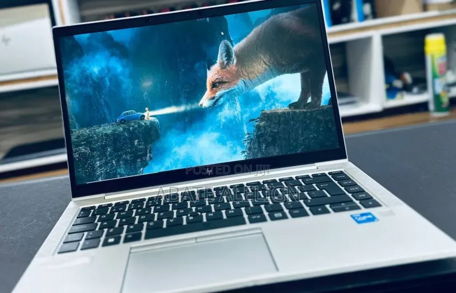 New Laptop HP EliteBook 840 G8 16GB Intel Core i5 SSD 512GB