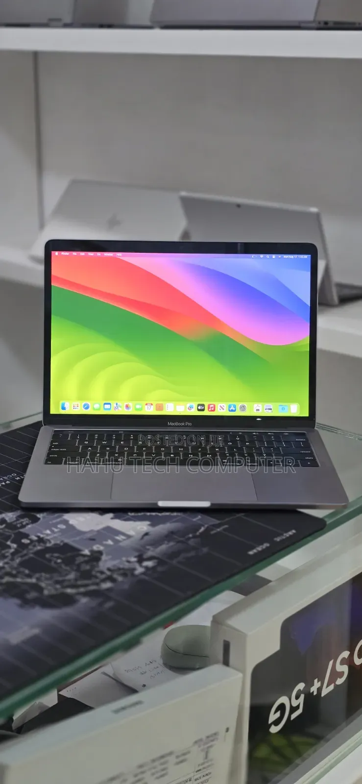 New Laptop Apple MacBook Pro 2020 8GB Apple M1 SSD 256GB