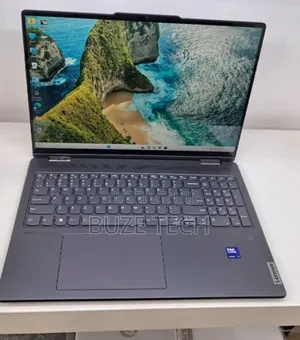 New Laptop Lenovo 16GB Intel Core Ultra 7 SSD 512GB