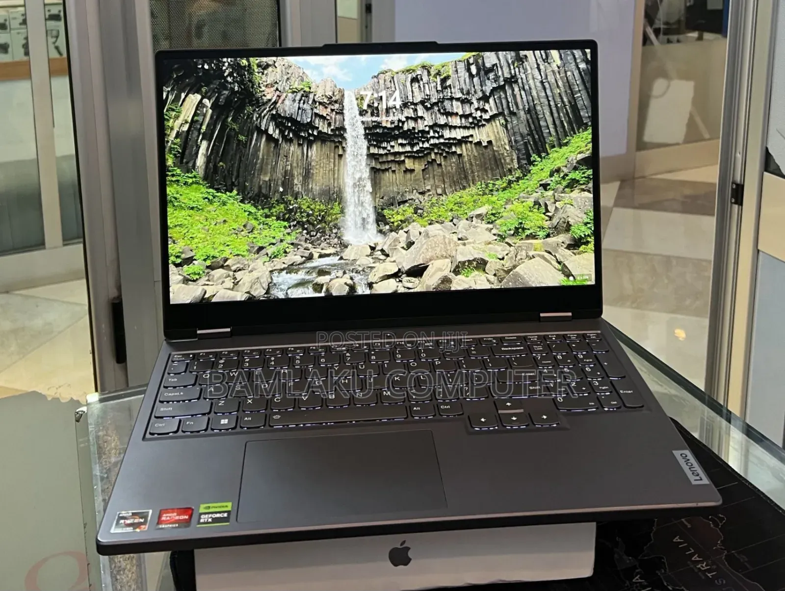 New Laptop Lenovo Legion 5 16GB AMD Ryzen 7 SSD 1T