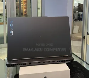 New Laptop Lenovo Legion 5 16GB AMD Ryzen 7 SSD 1T