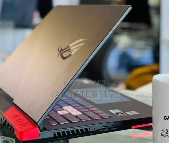 New Laptop Asus ROG Strix G15 16GB AMD Ryzen 9 SSD 512GB