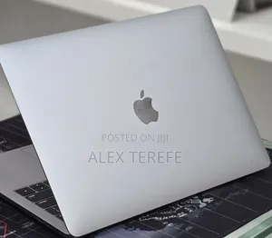 New Laptop Apple MacBook Pro 2020 M1 8GB Apple M1 SSD 256GB