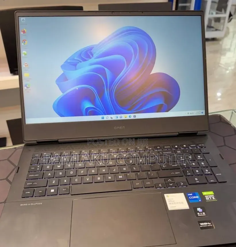 New Laptop HP Omen 16 16GB Intel Core i7 SSD 512GB