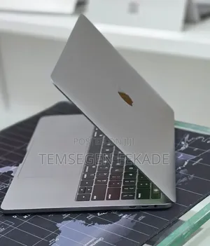 New Laptop Apple MacBook Pro 2021 M1 8GB Apple M1 Pro SSD 256GB