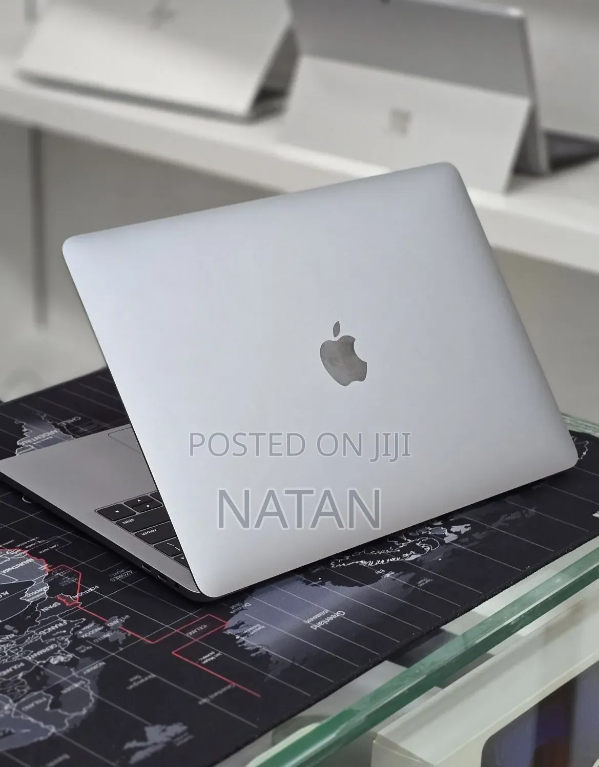 New Laptop Apple MacBook Pro 2020 M1 8GB Apple M1 Pro SSD 256GB