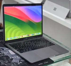 New Laptop Apple MacBook 8GB SSD 256GB
