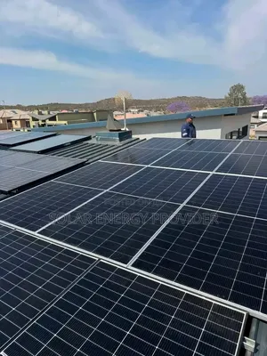 Solar Panel Invertor and Lithium Ion Batteries