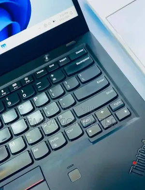 New Laptop Lenovo ThinkPad X1 Carbon 8GB Intel Core i5 SSD 512GB