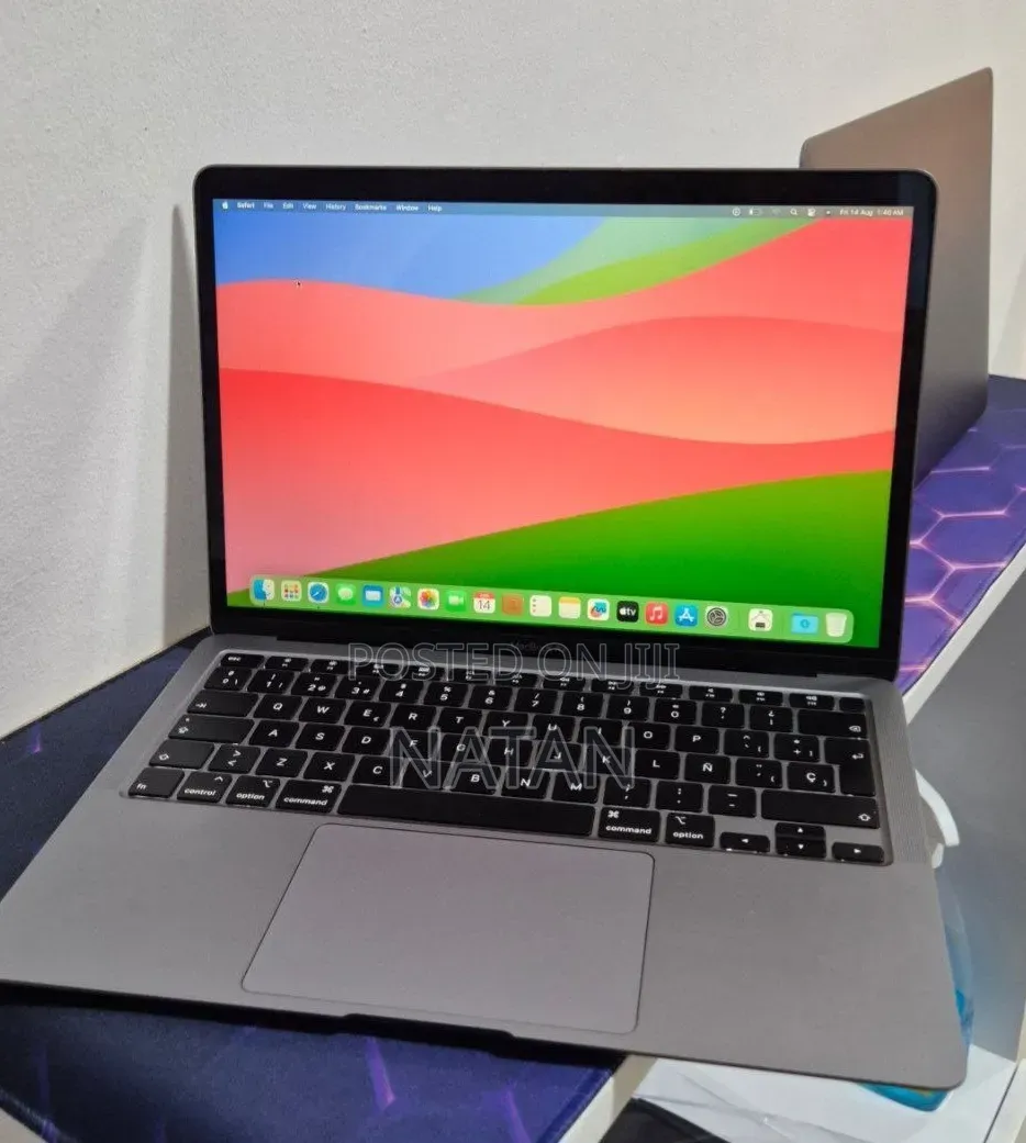 New Laptop Apple MacBook Air 2020 M1 8GB Intel Core i5 SSD 512GB