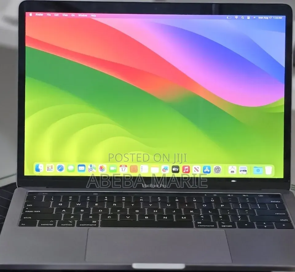 New Laptop Apple MacBook Pro 2020 8GB Apple M1 SSD 256GB