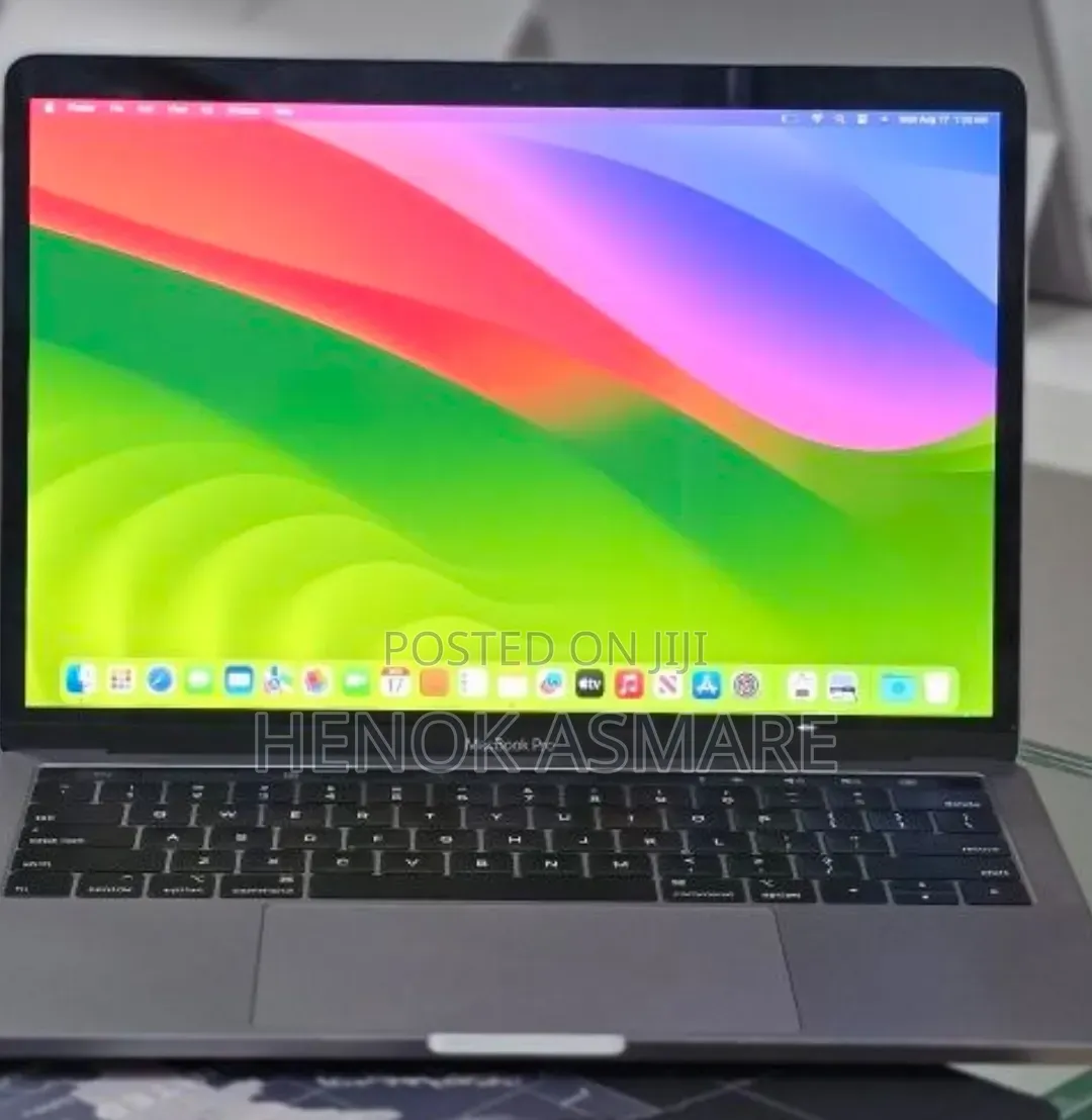 New Laptop Apple MacBook Pro 2020 8GB Apple M1 SSD 256GB