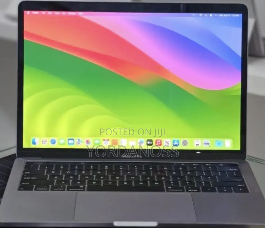 New Laptop Apple MacBook Pro 2020 M1 8GB Apple M1 SSD 256GB