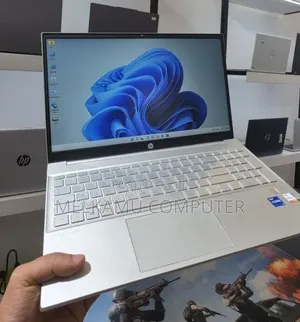 New Laptop HP Pavilion 15 16GB Intel Core i7 SSD 512GB