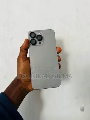 New Apple iPhone 15 Pro Max 256 GB White
