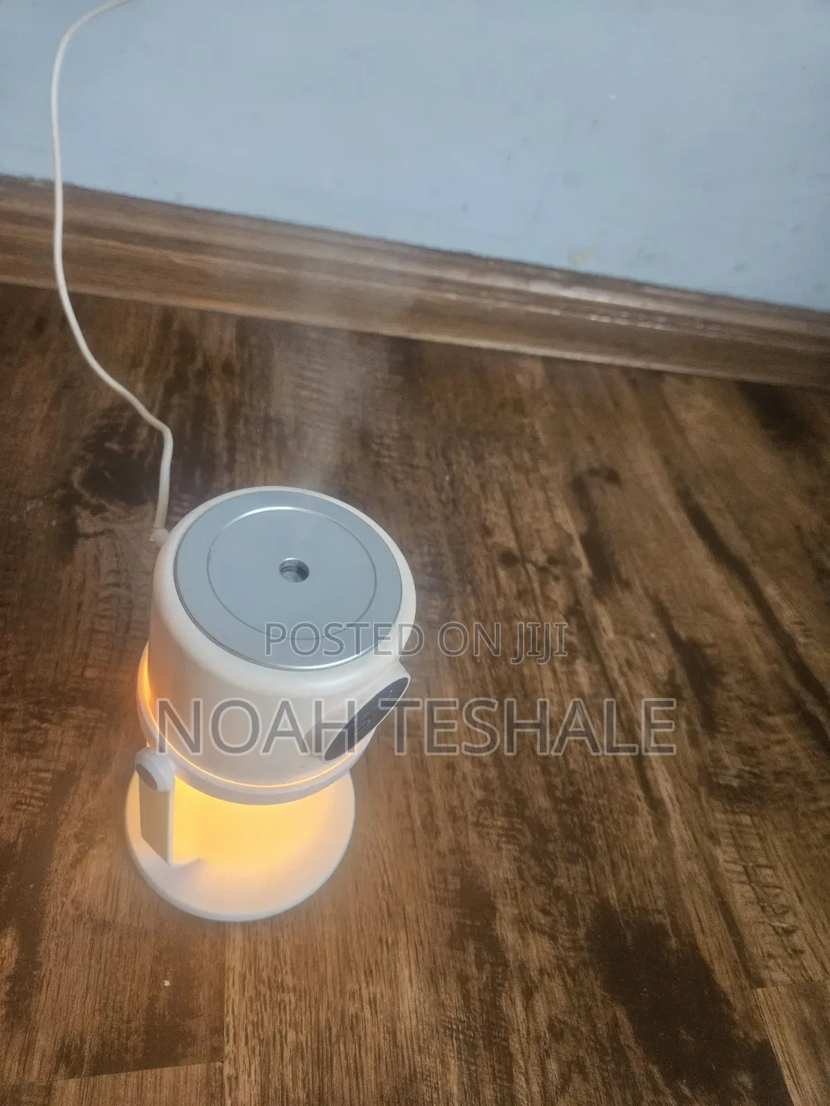 Portable Rotatable Cool Mist Humidifier,/Air Diffuser With Night Light