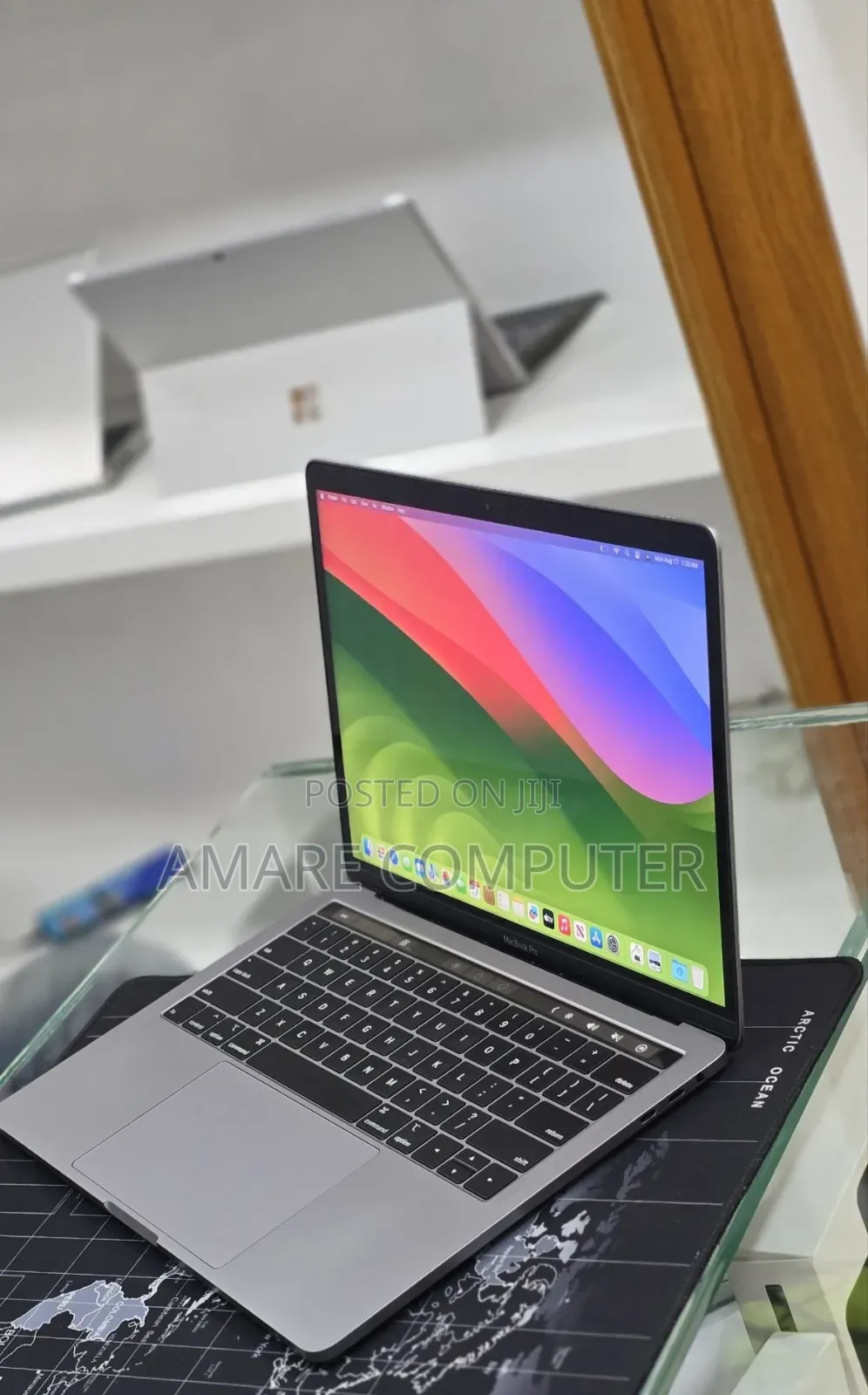 New Laptop Apple MacBook Pro 2020 M1 8GB Apple M1 SSD 256GB